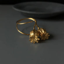 Load image into Gallery viewer, Gold plated poppy pod earrings, Long nature earrings, Wedding jewelry