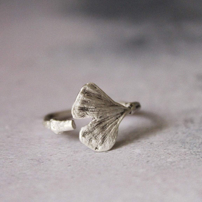 Silver Ginkgo leaf ring , Nature cast ring, Silver leaf jewellery, Silver botanical ring
