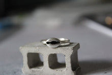 Load image into Gallery viewer, Sterling silver shell ring, Summer ring, Beach inspired jewelry