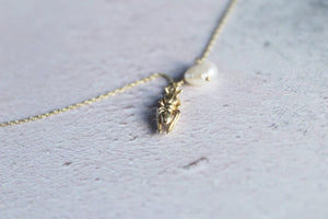 14K solid  gold ant pendant, Ant charm necklace , Animal jewelry, Insect necklace