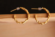 Load image into Gallery viewer, Gold-plated botanical hoop earrings, Nature inspired jewelry, Small Nature hoops