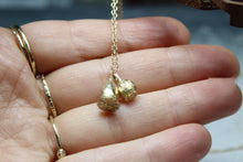Load image into Gallery viewer, 9k solid gold poppy pod necklace, Poppy Pendant, Botanical Necklace