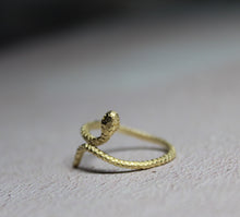 Load image into Gallery viewer, 9k solid gold snake ring, Dainty gold ring, Wrap adjustable ring , Animal jewelry, Gift for her